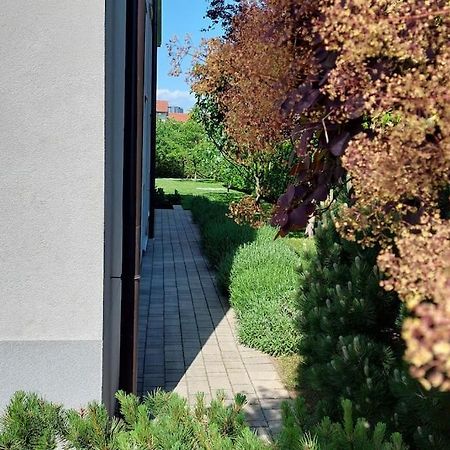 City Lodge Pine, Free Parking Lublana Zewnętrze zdjęcie